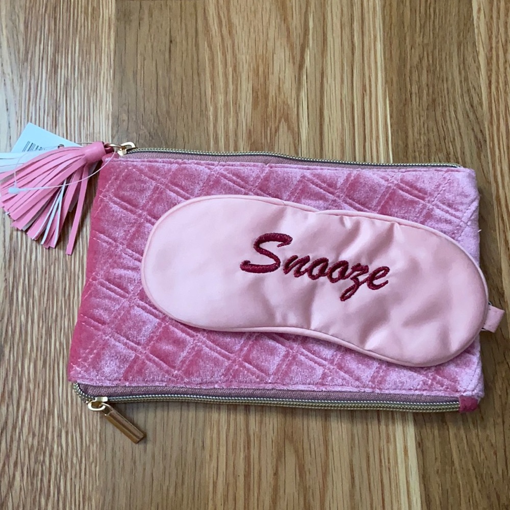 NEW Pink Velvet Purse w/ Silky “Snooze” Sleep Mask